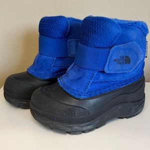 EUC The North Face Toddler Alpenglow II Boots, Blue and Black, Size 6